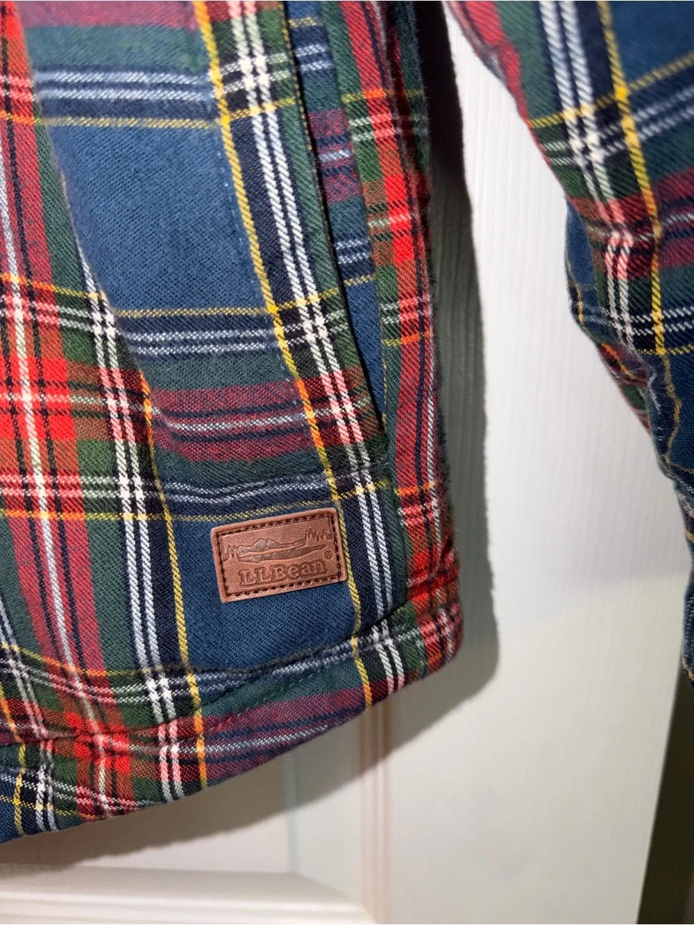 L.L. Bean Men's Navy and Red Plaid Sherpa-Lined Shirt Jacket